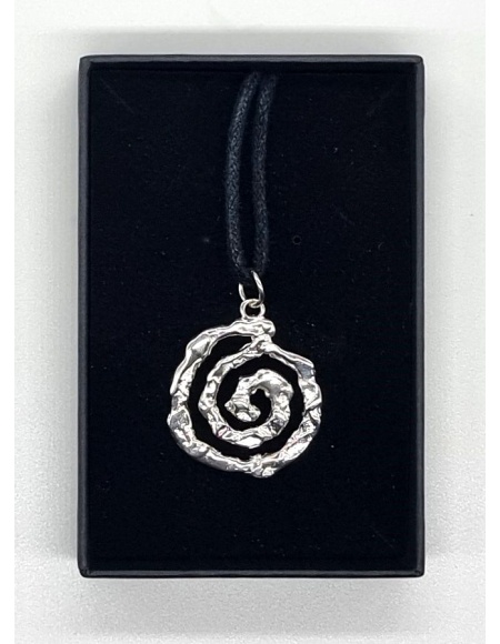 love_of_hopeless_causes_pendant_box